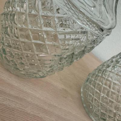 2 Decanters with holder