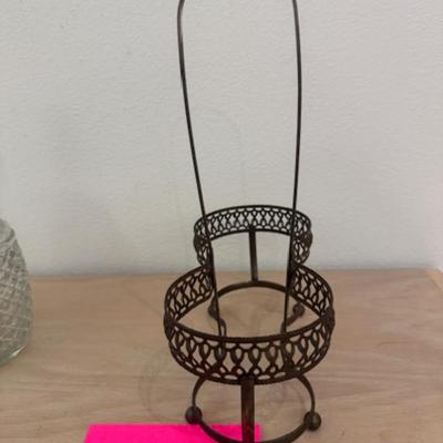 2 Decanters with holder