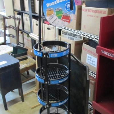 Retail Display Freestanding Rack 4 Shelf Round Merchandiser
