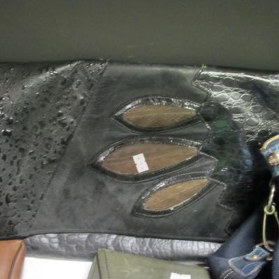 Assortment Of Used Wallets & Purses Choice 1