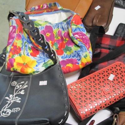 Assortment Of Used Wallets & Purses Choice 1