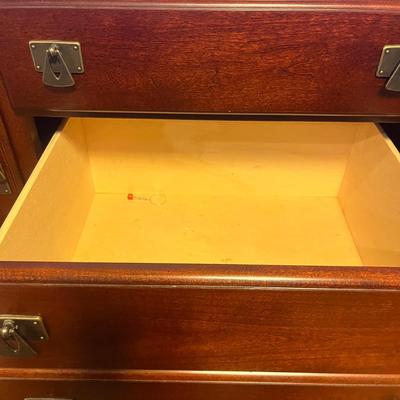 Mission Style Sideboard (DR-MG)