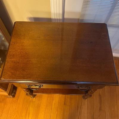 American Drew End Table (DR-MG)