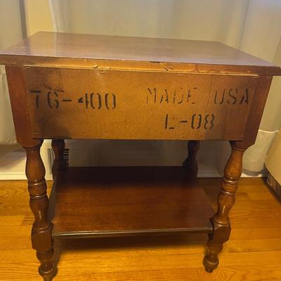 American Drew End Table (DR-MG)