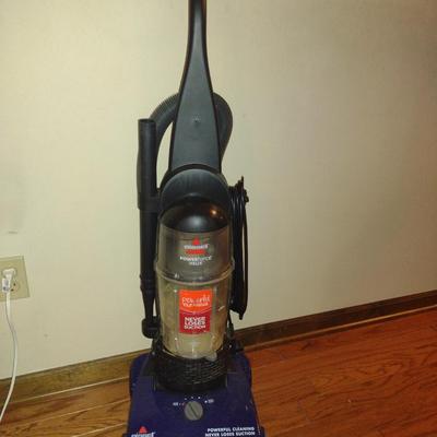 Bissell Upright Bagless Vacuum Cleaner- In Working Condition