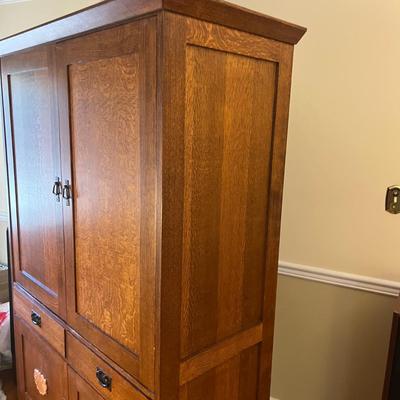 Arts & Crafts Style Multi-Purpose Armoire (LR-MG)