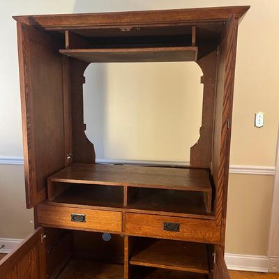 Arts & Crafts Style Multi-Purpose Armoire (LR-MG)