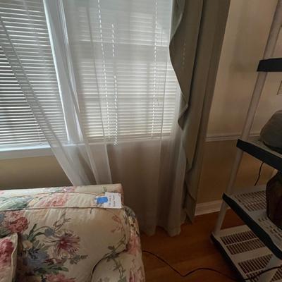 Sheer Drapes & Curtains (LR-MG)