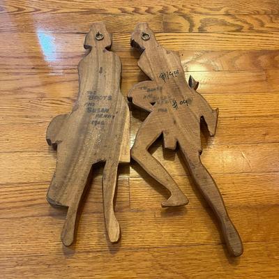 Hunter & Gatherer Wooden Pieces of Wall Art (O-MG)