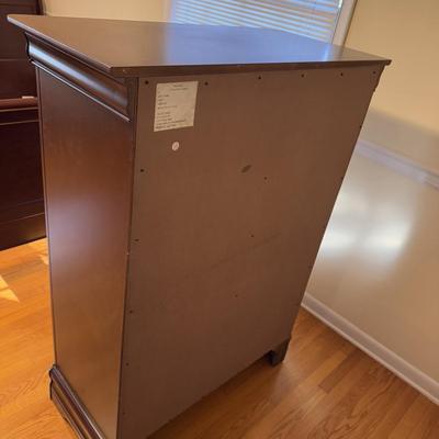 Broyhill Five-Drawer Dresser (GB-DZ)