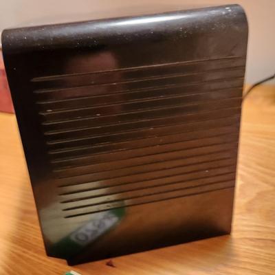 Philips AM Tube Radio Made in Holland Powers up