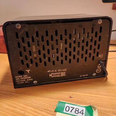 Philips AM Tube Radio Made in Holland Powers up