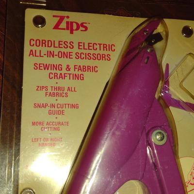 Zips Cordless Electric Scissors