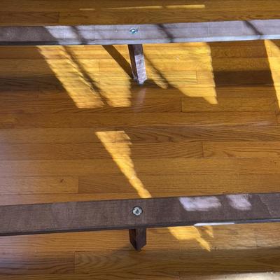 Wooden Sleigh Bed by Broyhill (GB-DZ)