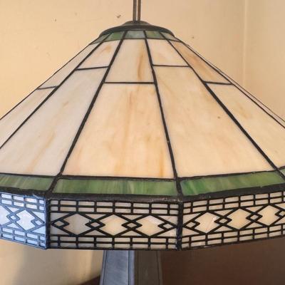 Tiffany Style Stained Glass Table Lamp (GB-DZ)