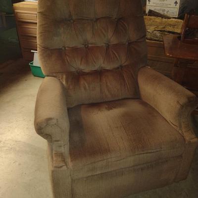 La-Z-Boy Upholstered Reclining Chair
