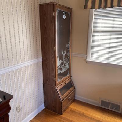 Remington Wooden Gun Cabinet w/ Keys (GB-DZ)