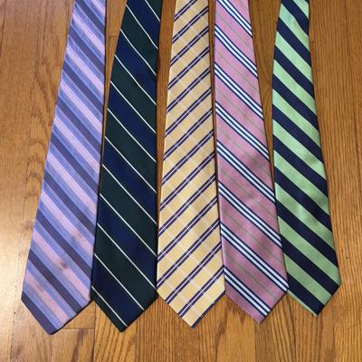 Brooks Bros, Jos A Banks, Tommy Hilfiger, and More with Pocket Squares (GB-DZ)