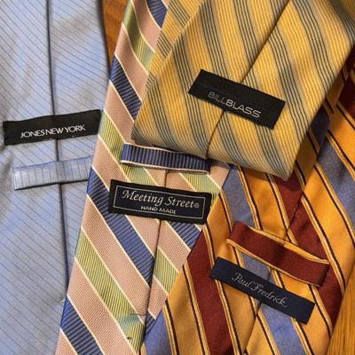 Brooks Bros, Jos A Banks, Tommy Hilfiger, and More with Pocket Squares (GB-DZ)