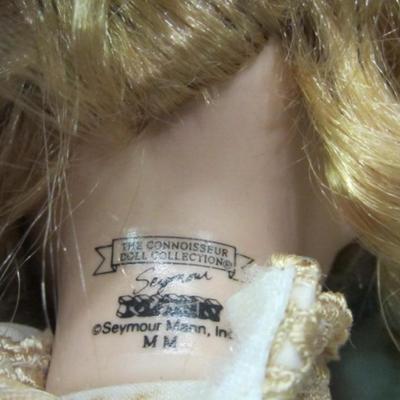 Vintage Porcelain Collector Dolls Mann Mary Tretter