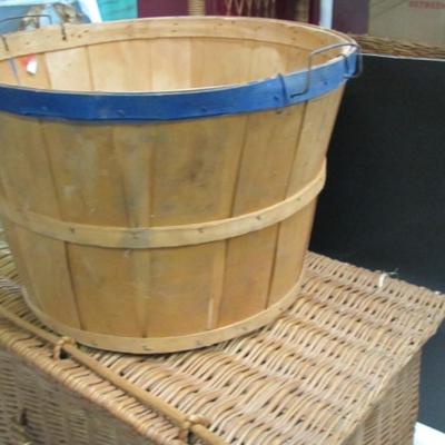 Bushel Basket & Wicker Basket