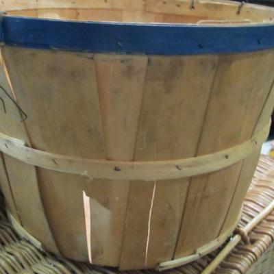 Bushel Basket & Wicker Basket