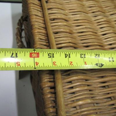 Bushel Basket & Wicker Basket