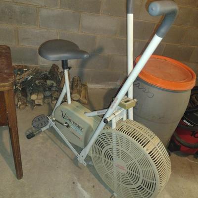 Vitamaster AIRwavesII Stationary Bicycle with Adjustable Seat