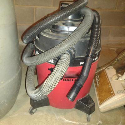 Shop Vac 10 Gallon Wet/Dry Vacuum