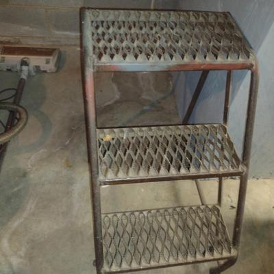 Mobile Metal Stairs