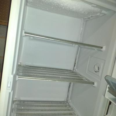 Norge Stand-up Freezer with Key