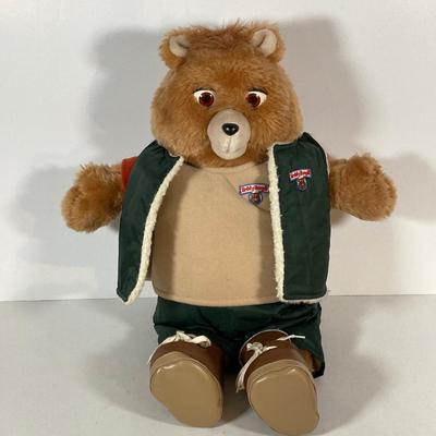 LOT 56: Teddy Ruxpin Collection - Speaking Teddy Bear, Books, Cassette Tapes and Pillow Cover