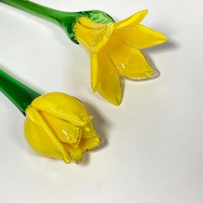 LOT 71: Stunning Hand Crafted Art Glass Flowers and Hoosier Vase