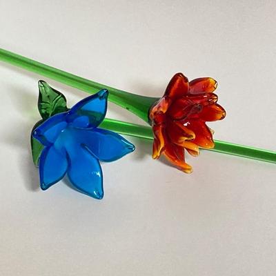 LOT 72: Gorgeous Hand Crafted Long Stemmed Art Glass Flowers and Pair of Vases