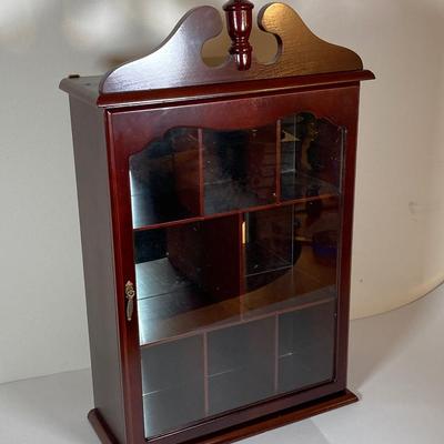 LOT 76: Wood / Mirror Display Cabinet with Collection of Small / Miniature Sized Vases