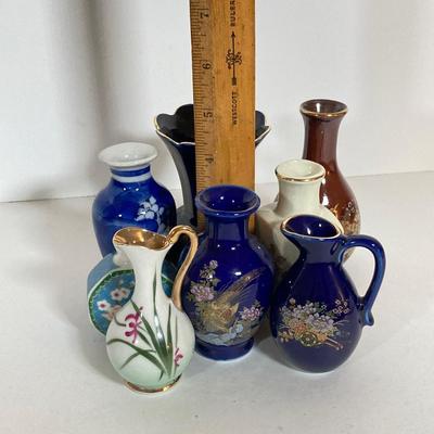 LOT 76: Wood / Mirror Display Cabinet with Collection of Small / Miniature Sized Vases