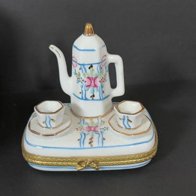LOT 107: Lovely Collection of Knick Knacks: Limoges, Josef Originals, Galos Lady Figurine, Royal Albert, Arklow & More