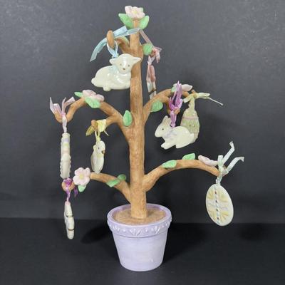 LOT 107: Lenox Easter Tree