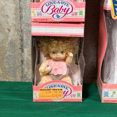 LOT 109: Vintage Love A Bye Baby Collection