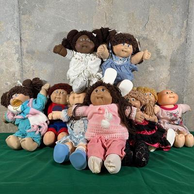 LOT 112: Cabbage Patch Kids Collection!