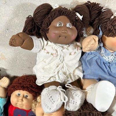 LOT 112: Cabbage Patch Kids Collection!