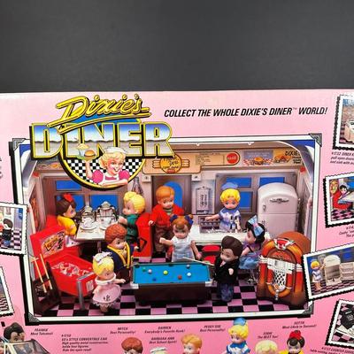 LOT 117: Dixie’s Diner by Tyco w/ Box