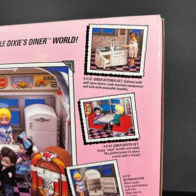 LOT 117: Dixie’s Diner by Tyco w/ Box