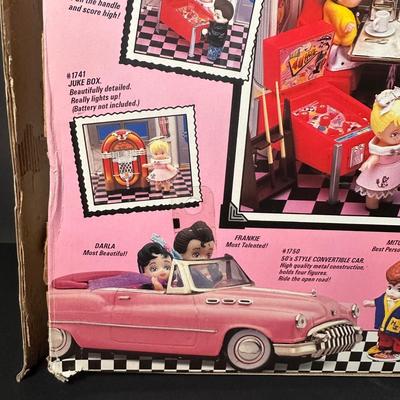 LOT 117: Dixie’s Diner by Tyco w/ Box