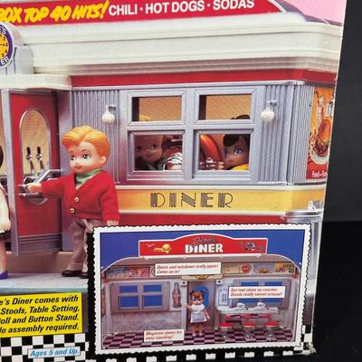 LOT 117: Dixie’s Diner by Tyco w/ Box