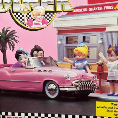 LOT 117: Dixie’s Diner by Tyco w/ Box