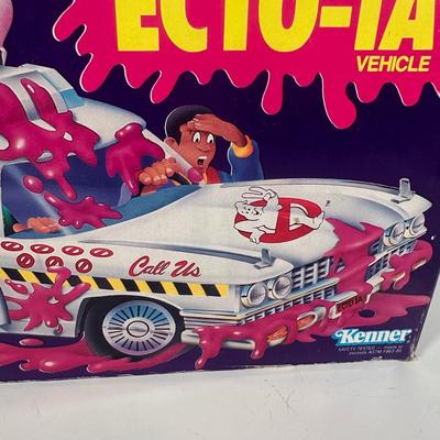 LOT 118: The Real Ghostbusters Kenner Classics Retro Ecto-1 (Brand New In Box)