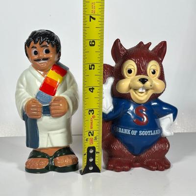 LOT 119: Vintage Piggy Banks