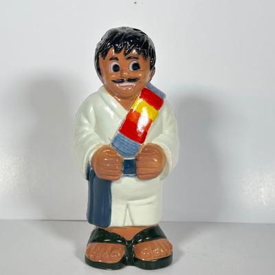 LOT 119: Vintage Piggy Banks