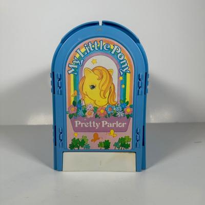 LOT 120: Vintage My Little Pony Pretty Parlor & More Vintage Toys